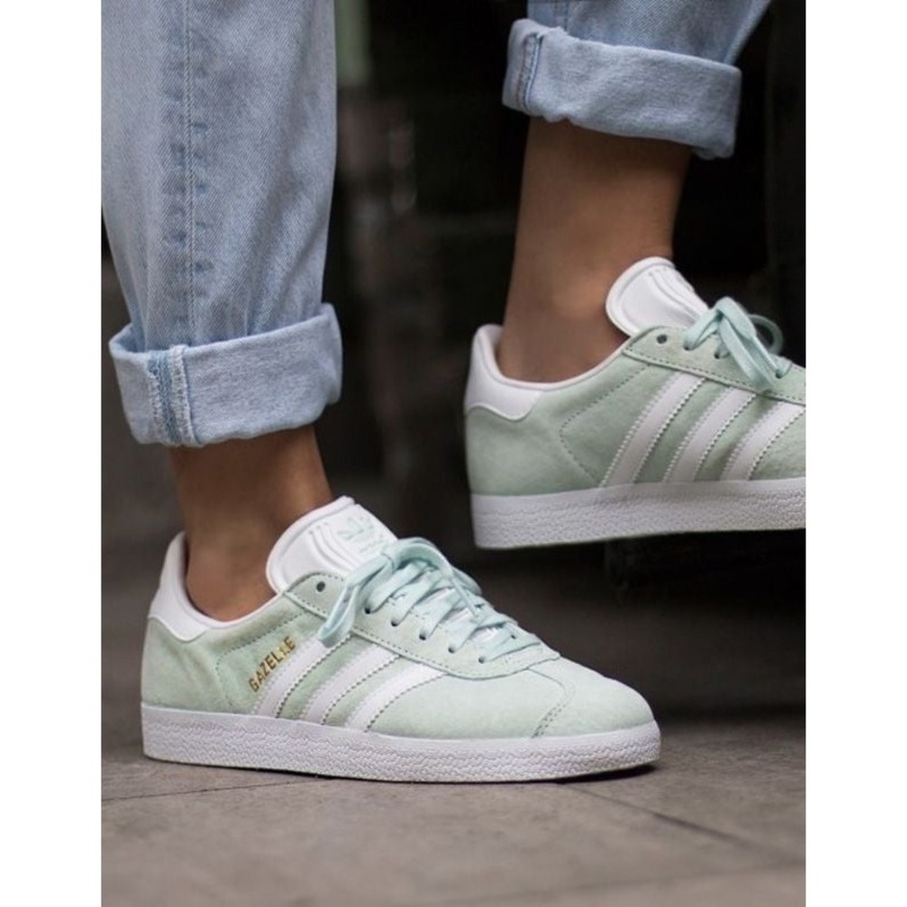 Adidas Gazelle Ice Mint Pastel Suede Sneakers Women's 8.5 EU 40 2/3